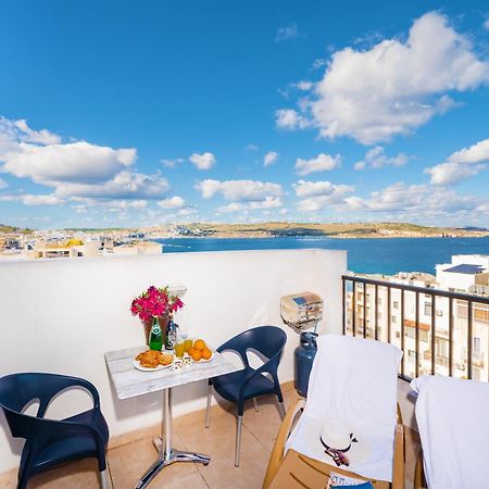 Penthouse With Seaview Terrace Apartment St. Paul's Bay Exterior photo